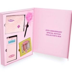 New CLUELESS 25th Anniversary Collector's Box By HIPDOT